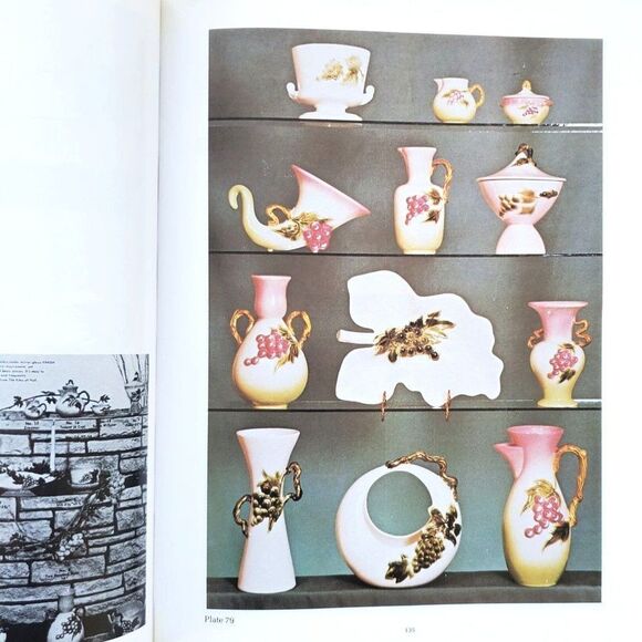 Collectors Encyclopedia of Hull Pottery Brenda Roberts Value Guide 1995 - Picture 11 of 12